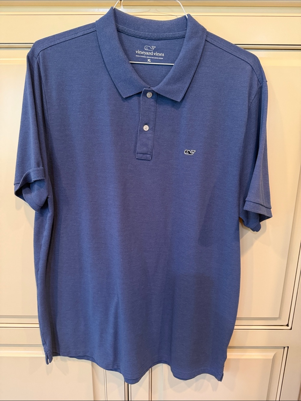 Vineyard Vines Men's Navy Blue Polo with Whale Logo XL